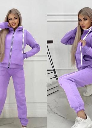 Стильний костюм з утепленою кофтою