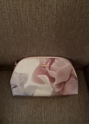 Классная косметичка, ted baker1 фото