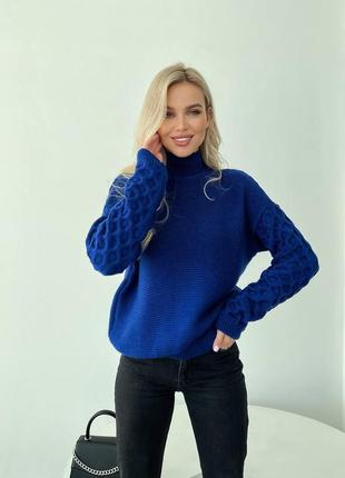 Вовняний светр з об’ємними рукавами