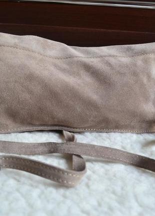Fred de la bretoniere кожаная замшевая сумка на длинном ремне3 фото