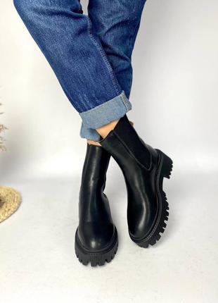 Женские зимние сапоги челси натуральная кожа с мехом зима черные популярные ботинки4 фото