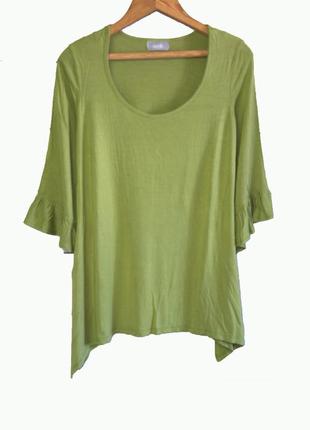 Красивая удлиненная кофта свободного кроя