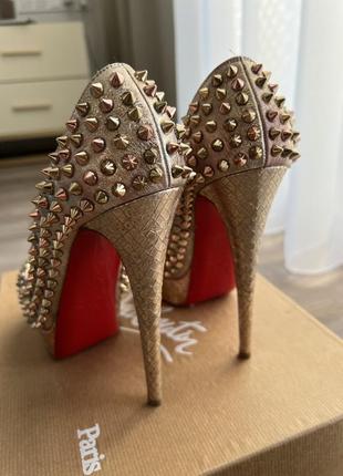 Туфлі christian louboutin2 фото