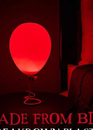 Лампа настольная   пеннивайз оно pennywise red balloon lamp paladone