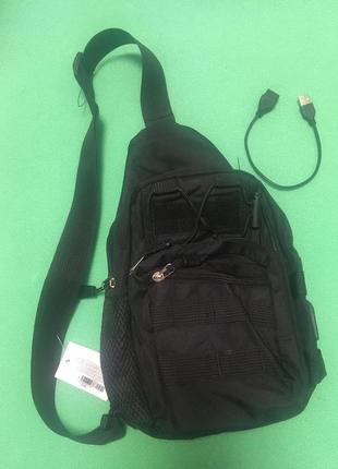 Чоловіча тактична  сумка через плече чорна, нагрдудна сумка - розмір сумки 35*21см, 3 кишені з usb шнуром в комплеті