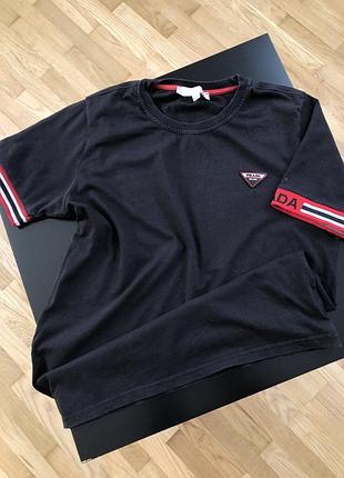 Футболка чоловіча prada