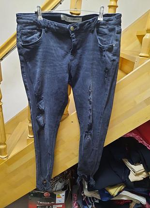 Штани джинси стрейчеві завужені