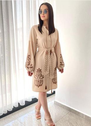 Бежева сукня вишиванка