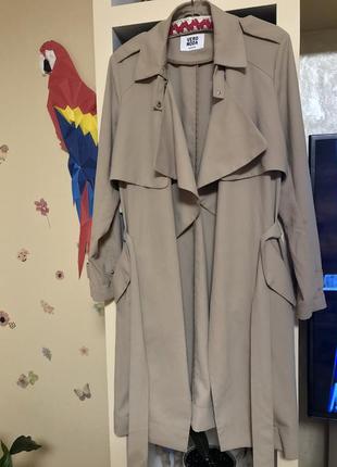 Довгий піджак, тонке пальто, крутий аксесуар