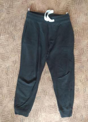 Фірмові спортивні штани