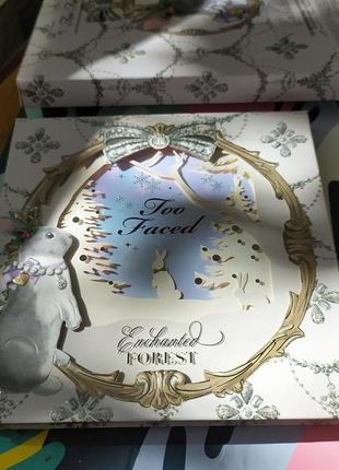 Палетка, набор косметики too faced