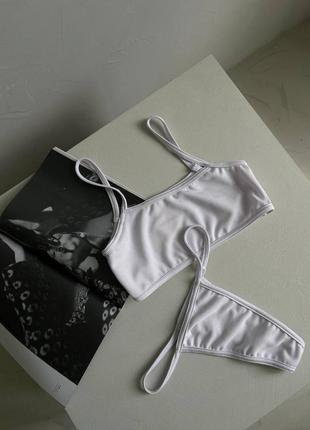 Комплект (топ+стрінги)