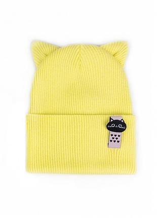 Шапка для дівчинки з вушками осіння жовта
