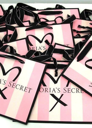 Подарункові пакети та коробки victoria's secret9 фото