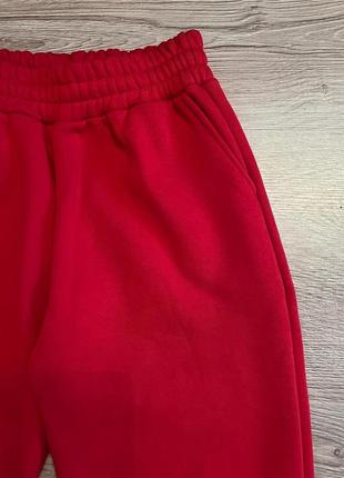 Штаны спортивные женские красные на флисе2 фото