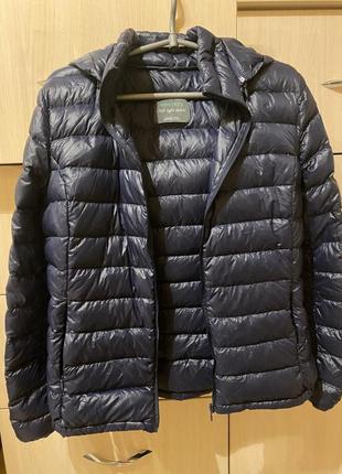 Ультратонка та легка пухова куртка
