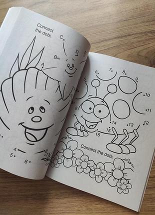 Дитяча розмальовка colouring book на англійській мові  товста , різні звіріusa