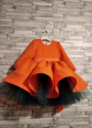 Оранжевое платье с рукавом  детское1 фото