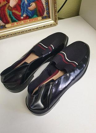 Туфли лоферы