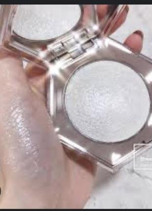 Fenty beauty diamond bomb how many carats хайлайтер2 фото