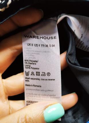 Warehouse платье бежевое черное новое приталенное с велюровым цветочным принтом4 фото