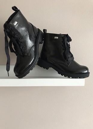Ботинки девочка-1200грн