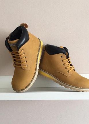 Ботинки мальчик 33р.-1000грн