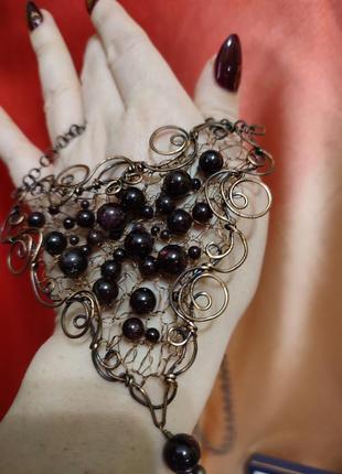 Гарнитур, комплект ожерелье ( колье ) и браслет, медь та гранатовые бусины2 фото