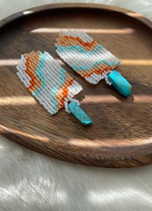 Сережки с бисера с натуральным камнем говлит под бирюзу2 фото
