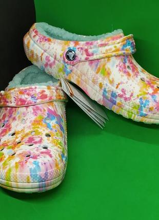 Утеплені крокси crocs classic lined tie dye clogs (206341-0с4) оригінал2 фото