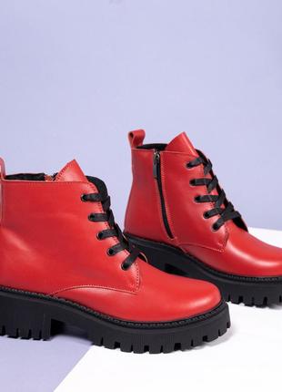 Красные кожаные зимние ботинки1 фото