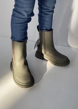 Ботінки zara