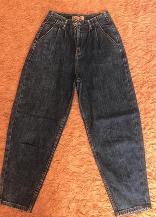 Джинси mom