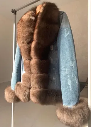 Джинсова куртка з хутром