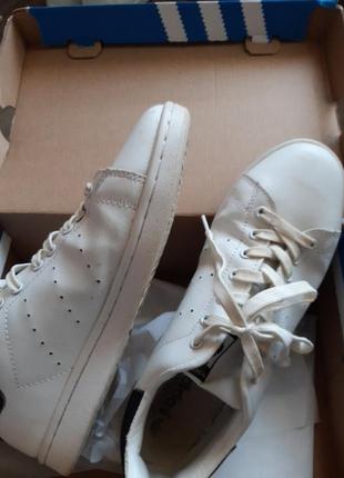 Adidas 44