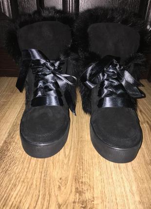 Кролики черевики