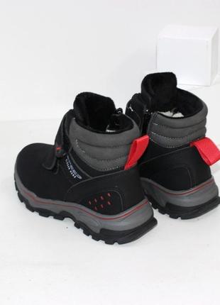 Черевики для хлопчиків зимові теплі на липучках та змійці
в чорному кольорі5 фото