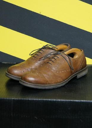 Шкіряні туфлі-оксфорди