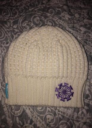 Белая шапочка trespass