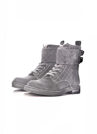 Chanel calfskin quilted combat suede grey boots оригинальные ботильоны