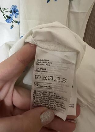 Белое кэжуал платье h&m с рисунком 7