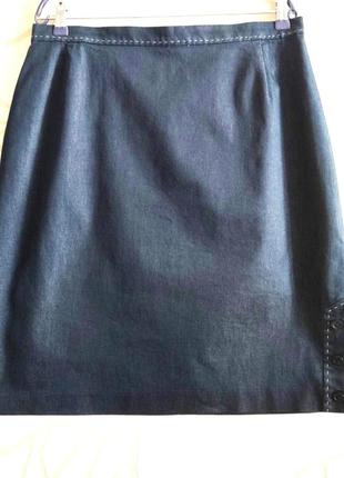 Прямая юбка серосинего цвета из неплотного денима известного бренда canda