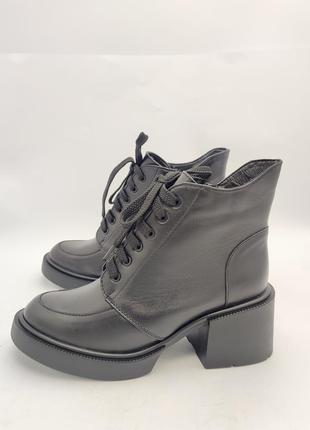 Шкіряні жіночі ботильйони черевики зимові чорні 41 женские ботинки зима patterns1 фото