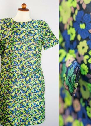 Свободное платье из жаккарда с цветочным принтом, кислотно-цветочные мотивы в стиле 60-х2 фото