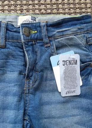 Класні джинси на хлопчика 122-128 см німеччина4 фото