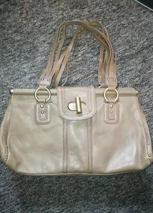 Шикарна брендова сумка шкіряна сумка kenneth cole.