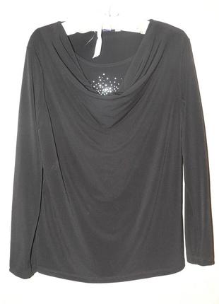 Нарядна кофточка з хомутом