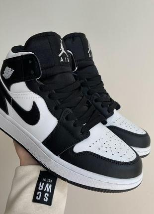 Мужские высокие кожаные кроссовки nike air jordan retro1 black white#найк