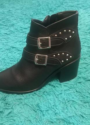 Шкіряні черевики zara 39р.