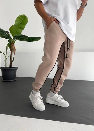 Стильні чоловічі штани на флісі в бежевому кольорі зі смужками топ якість3 фото